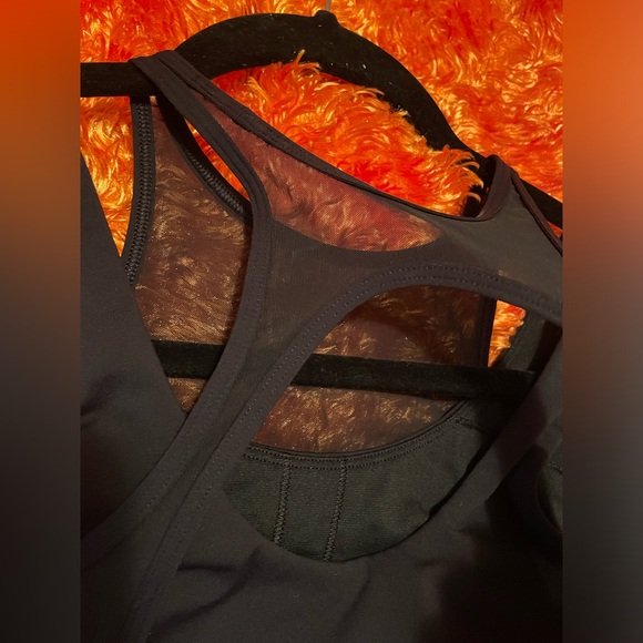 Lululemon Double Tap Long Line Bra - Black size 4 - Picture 7 of 8